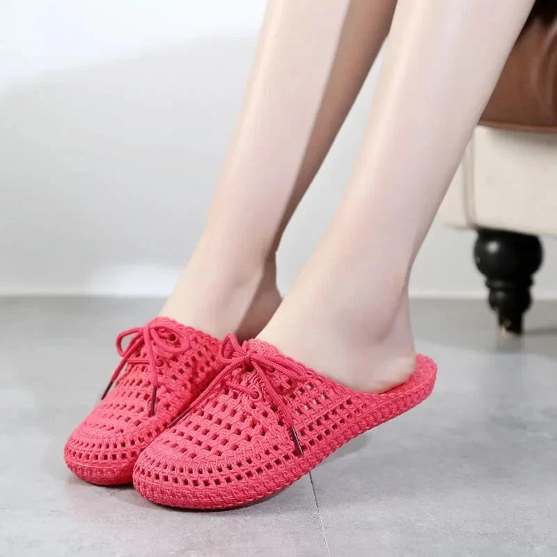 New Hollow Women's Slippers Closed Toe Lace-Up Flat Beach Shoes Casual Sandals
