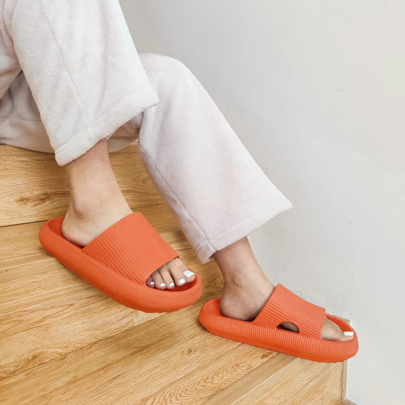 Women Men Cloud Slippers Comfort Pillow Slide Sandals Bathroom Beach Home Shoes