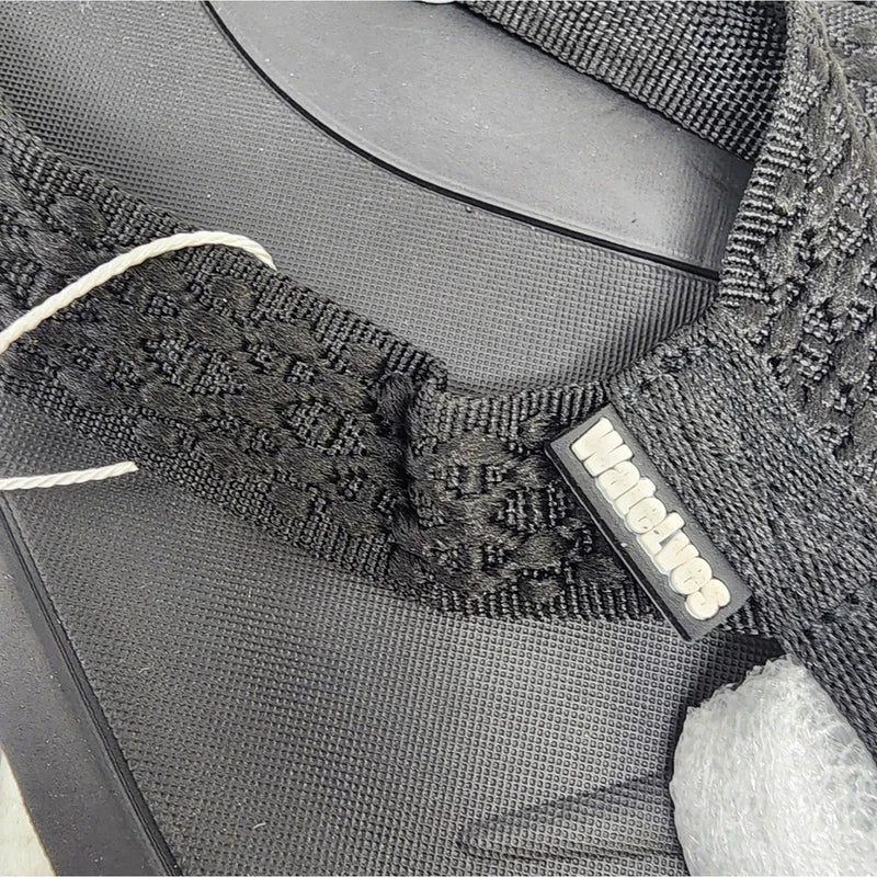 New WateLves Mens Black Flip Flops Sandals Memory Foam Non Slip Size 9