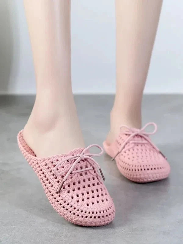 New Hollow Women's Slippers Closed Toe Lace-Up Flat Beach Shoes Casual Sandals