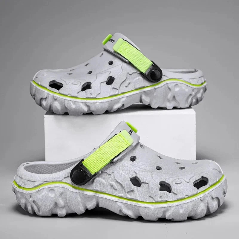Men Slippers Summer New EVA Soft-soled Slides Sandals Indoor Outdoor Walking
