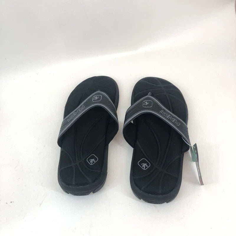 AND1 Men Athletic Beach Pool Slides Slipper Thong SZ 7 Black Gray