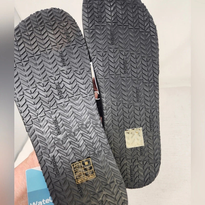 New WateLves Mens Black Flip Flops Sandals Memory Foam Non Slip Size 9
