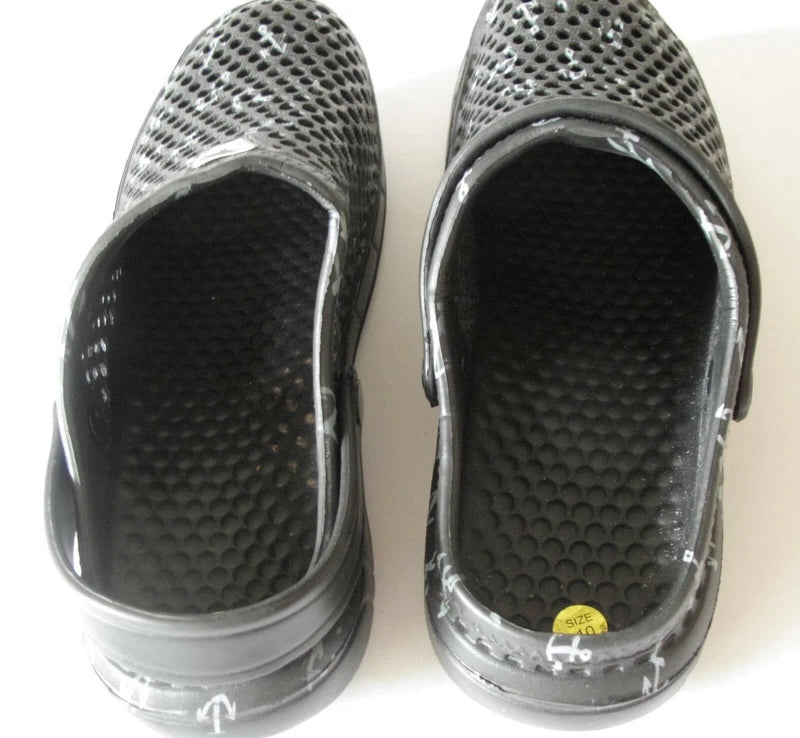 Unisex Light Non-slip Clog Sandals Slippers with Strap Size 10 Black with Print