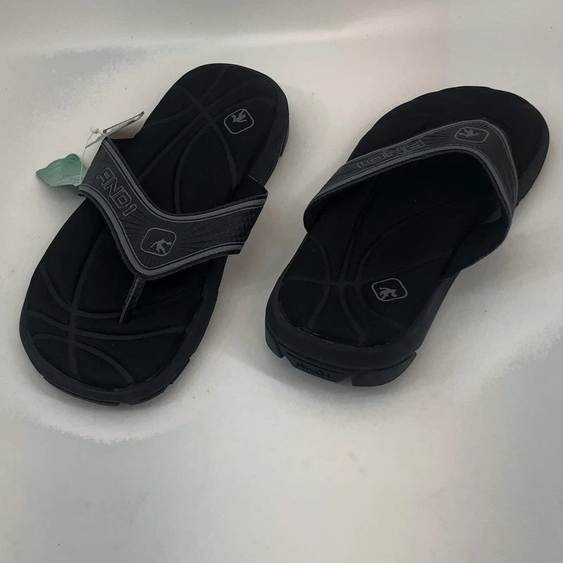 AND1 Men Athletic Beach Pool Slides Slipper Thong SZ 7 Black Gray