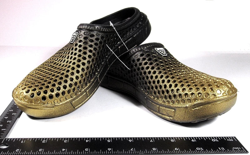 Men (10M) Letter Graphic Hollow Out Light Sandals Beach Slippers Gold Black