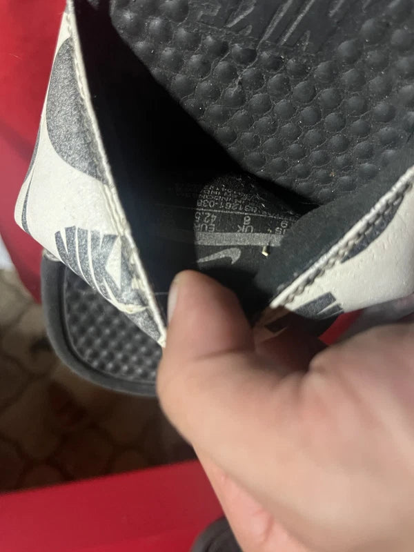 Nike Allover Print On Sandals Slipper Black White Size 9